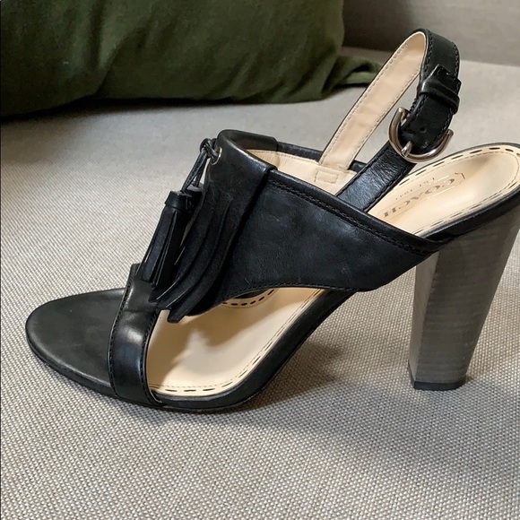 Coach black leather heels size 8.5 - Picture 3 of 6